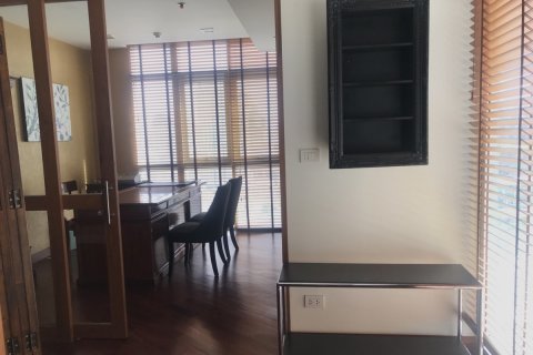 Condo à Khlong Toei, Bangkok, Thaïlande, 3 chambres № 200668 - photo 7