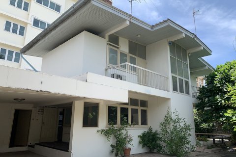 Maison à Watthana, Bangkok, Thaïlande 2 chambres № 200670