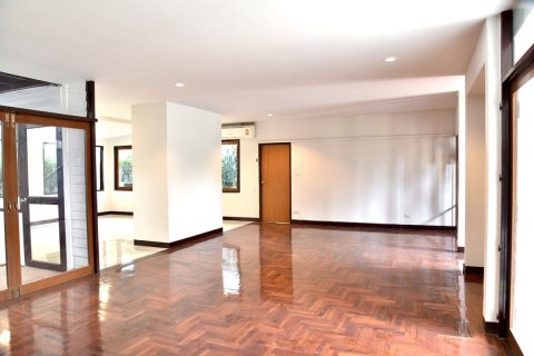Maison à Watthana, Bangkok, Thaïlande 3 chambres № 200672 - photo 5