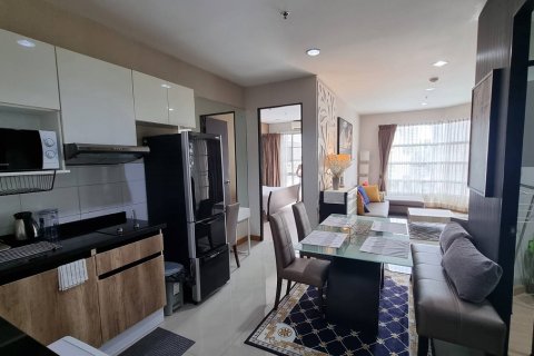 Condo à Khlong Toei, Bangkok, Thaïlande, 2 chambres № 200669 - photo 15