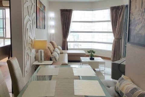 Condo à Khlong Toei, Bangkok, Thaïlande, 2 chambres № 200669 - photo 2