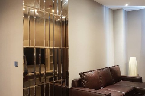 Condo à Huai Khwang, Bangkok, Thaïlande, 2 chambres № 200666 - photo 7