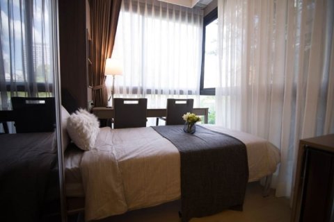 Condo à Khlong Toei, Bangkok, Thaïlande, 1 chambre № 200667 - photo 5