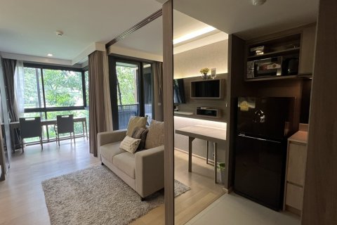 Condo à Khlong Toei, Bangkok, Thaïlande, 1 chambre № 200667 - photo 15