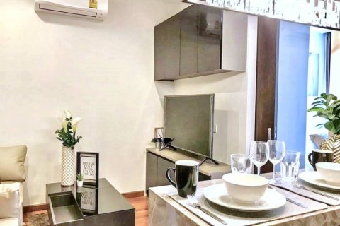 Condo in Bangkok, Thailand, 1 bedroom  № 119288 - photo 4