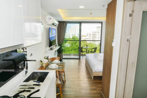 Studio in the Condo in Pattaya, Thailand  № 204315 - photo 2