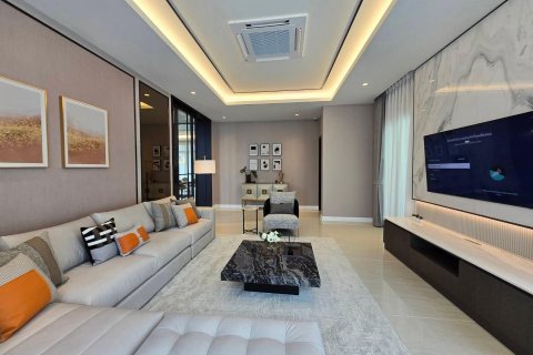 Дом в Правете, Бангкок, Таиланд с 5 спальнями  № 145174 - фото 3