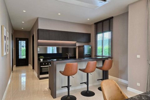 Дом в Правете, Бангкок, Таиланд с 5 спальнями  № 145174 - фото 9