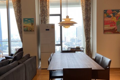 Кондоминиум с 1 спальней в Сатхоне, Бангкок, Таиланд № 143394 - фото 3