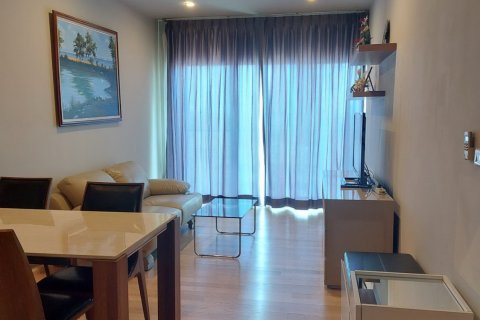 Кондоминиум с 1 спальней в Бангкоке, Таиланд № 143391 - фото 3