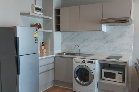 Кондоминиум с 1 спальней в Бангкоке, Таиланд № 143391 - фото 6