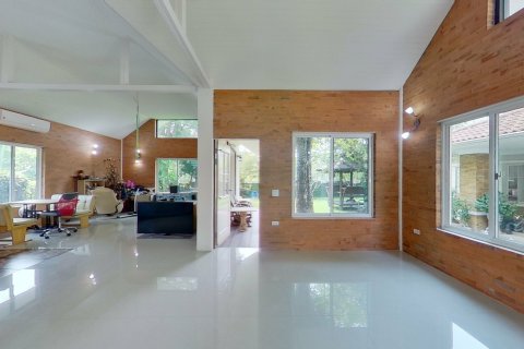 Дом в Ханг Донге, Таиланд с 4 спальнями  № 167574 - фото 27