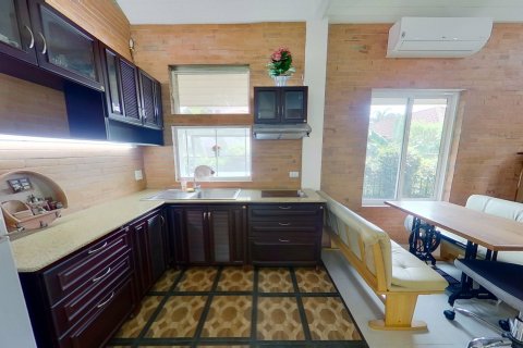 Дом в Ханг Донге, Таиланд с 4 спальнями  № 167574 - фото 28