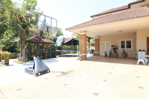 Дом в Ханг Донге, Таиланд с 4 спальнями  № 167574 - фото 6