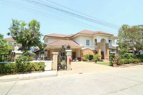 Дом в Ханг Донге, Таиланд с 4 спальнями  № 167574 - фото 9