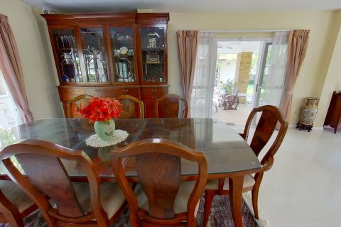 Дом в Ханг Донге, Таиланд с 4 спальнями  № 167574 - фото 17