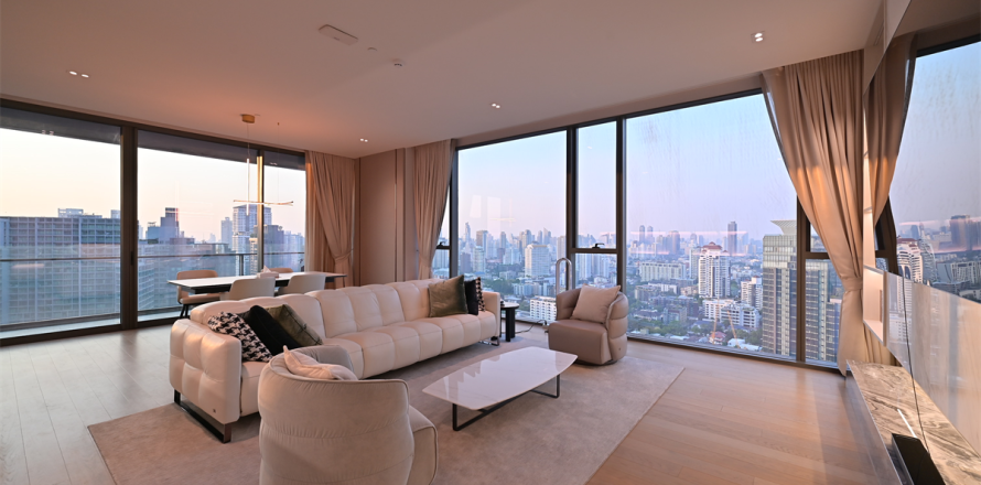 Condo à Bangkok, Thaïlande, 3 chambres № 202363
