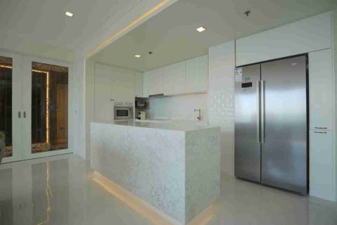 Condo in Thonburi, Bangkok, Thailand, 3 bedrooms № 184094 - photo 6