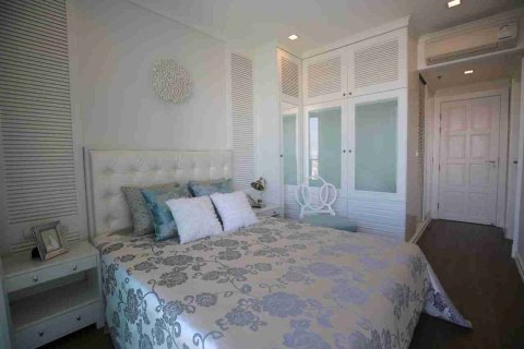 Condo in Thonburi, Bangkok, Thailand, 3 bedrooms № 184094 - photo 4