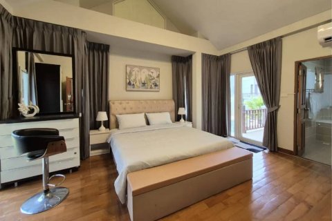 Maison à Pattaya, Thaïlande 3 chambres № 147045 - photo 10