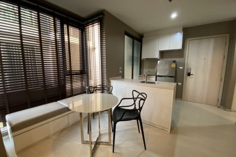 Studio in the Condo in Khlong Toei, Bangkok, Thailand  № 164516 - photo 8