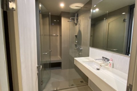 Studio in the Condo in Khlong Toei, Bangkok, Thailand  № 164516 - photo 13