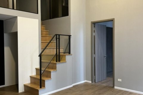 Condo à Huai Khwang, Bangkok, Thaïlande, 3 chambres № 164519 - photo 7