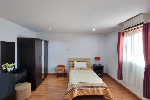 Condo à Phuket, Thaïlande, 3 chambres № 164513 - photo 17