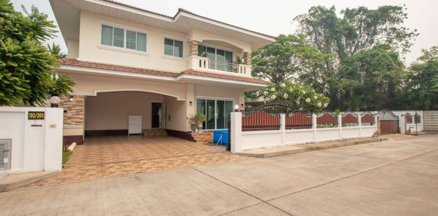 Дом в Чиангмае, Таиланд с 3 спальнями  № 167144