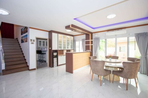 House in Chiang Mai, Thailand 3 bedrooms № 167144 - photo 9