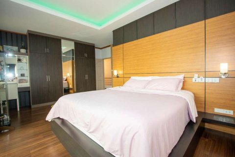 House in Chiang Mai, Thailand 3 bedrooms № 167144 - photo 13