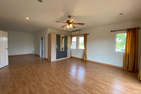 House in Chiang Mai, Thailand 3 bedrooms № 167143 - photo 18