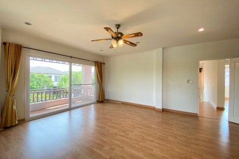 House in Chiang Mai, Thailand 3 bedrooms № 167143 - photo 20