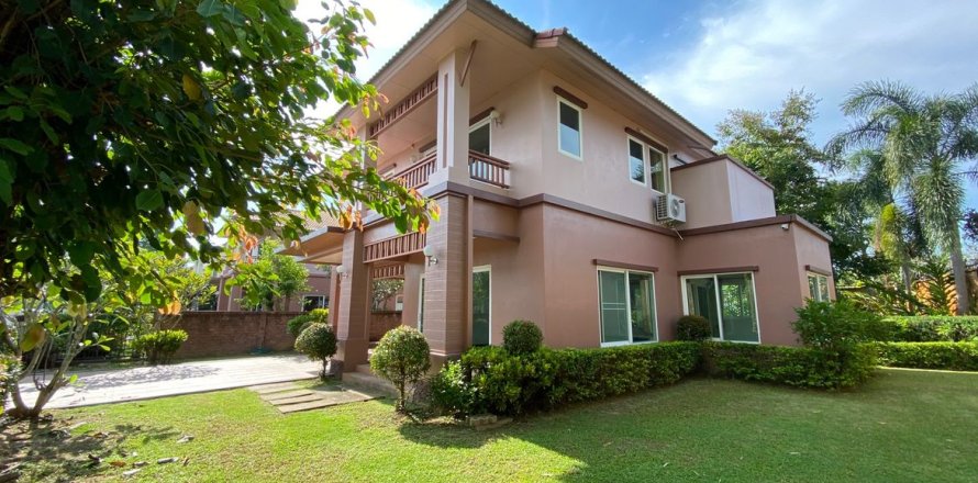 House in Chiang Mai, Thailand 3 bedrooms № 167143