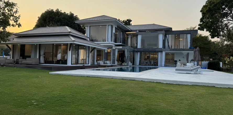 Дом в Ча-аме, Таиланд с 4 спальнями № 153164