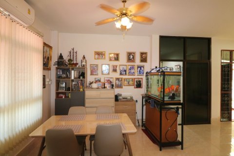 Maison à Sawang Daen Din, Thaïlande 3 chambres № 138206 - photo 14