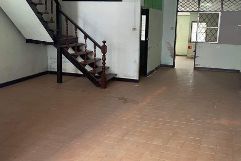 Таунхаус в Бангкок Ной, Таиланд с 4 спальнями  № 139956 - фото 2