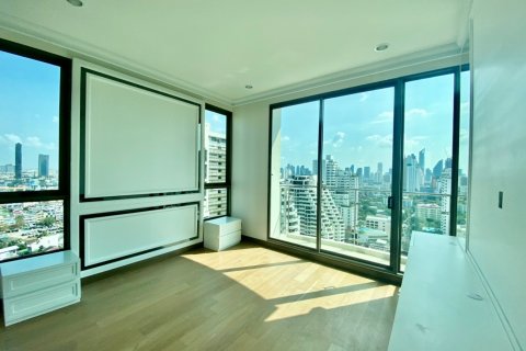 Condo in Watthana, Bangkok, Thailand, 3 bedrooms  № 133761 - photo 19