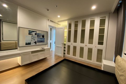 Condo in Watthana, Bangkok, Thailand, 3 bedrooms  № 133761 - photo 24