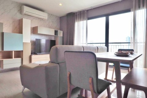 Кондоминиум с 2 спальнями в Бангкоке, Таиланд № 133766 - фото 8