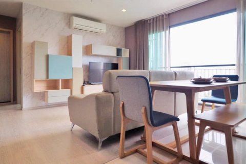 Кондоминиум с 2 спальнями в Бангкоке, Таиланд № 133766 - фото 1