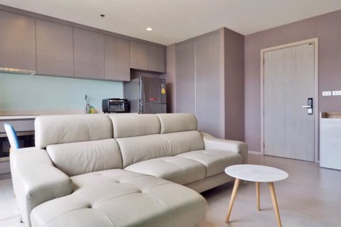 Кондоминиум с 2 спальнями в Бангкоке, Таиланд № 133766 - фото 2