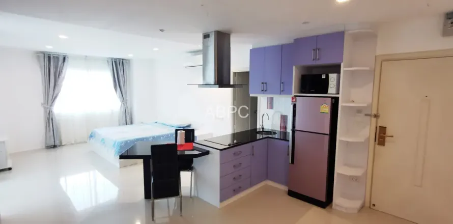 Estudio en el condominio en Jomtien Beach, Pattaya, Tailandia № 211164