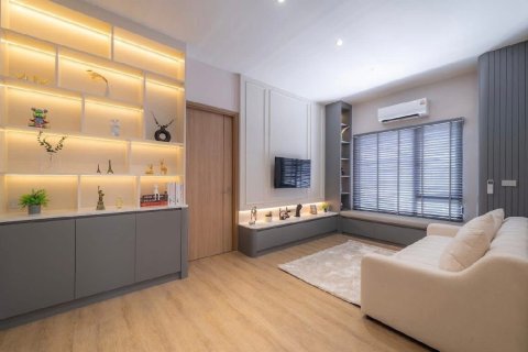 Villa à Pattaya, Thaïlande 4 chambres № 172582 - photo 8