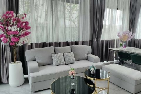 Villa à Pattaya, Thaïlande 4 chambres № 172583 - photo 8