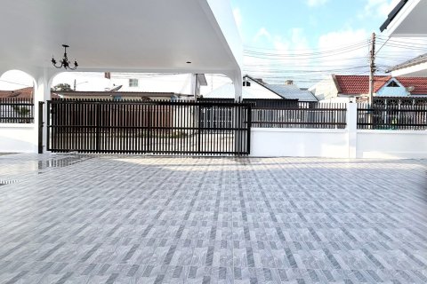 Villa in Pattaya, Thailand 3 Schlafzimmer № 172584 - Foto 11