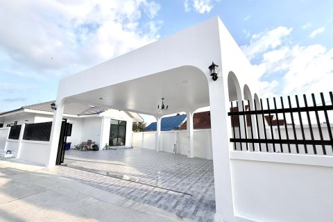 Villa in Pattaya, Thailand 3 Schlafzimmer № 172584 - Foto 5