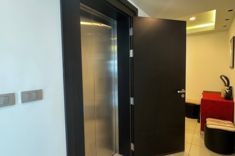 Appartement à Pattaya, Thaïlande 2 chambres № 172585 - photo 11