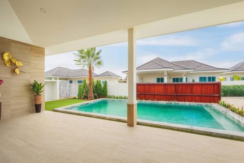 Вилла в Хуа Хине, Таиланд с 3 спальнями  № 134554 - фото 3
