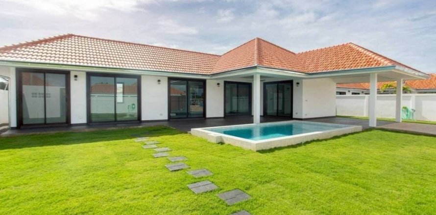 Villa in Hua Hin, Thailand 3 bedrooms № 134552